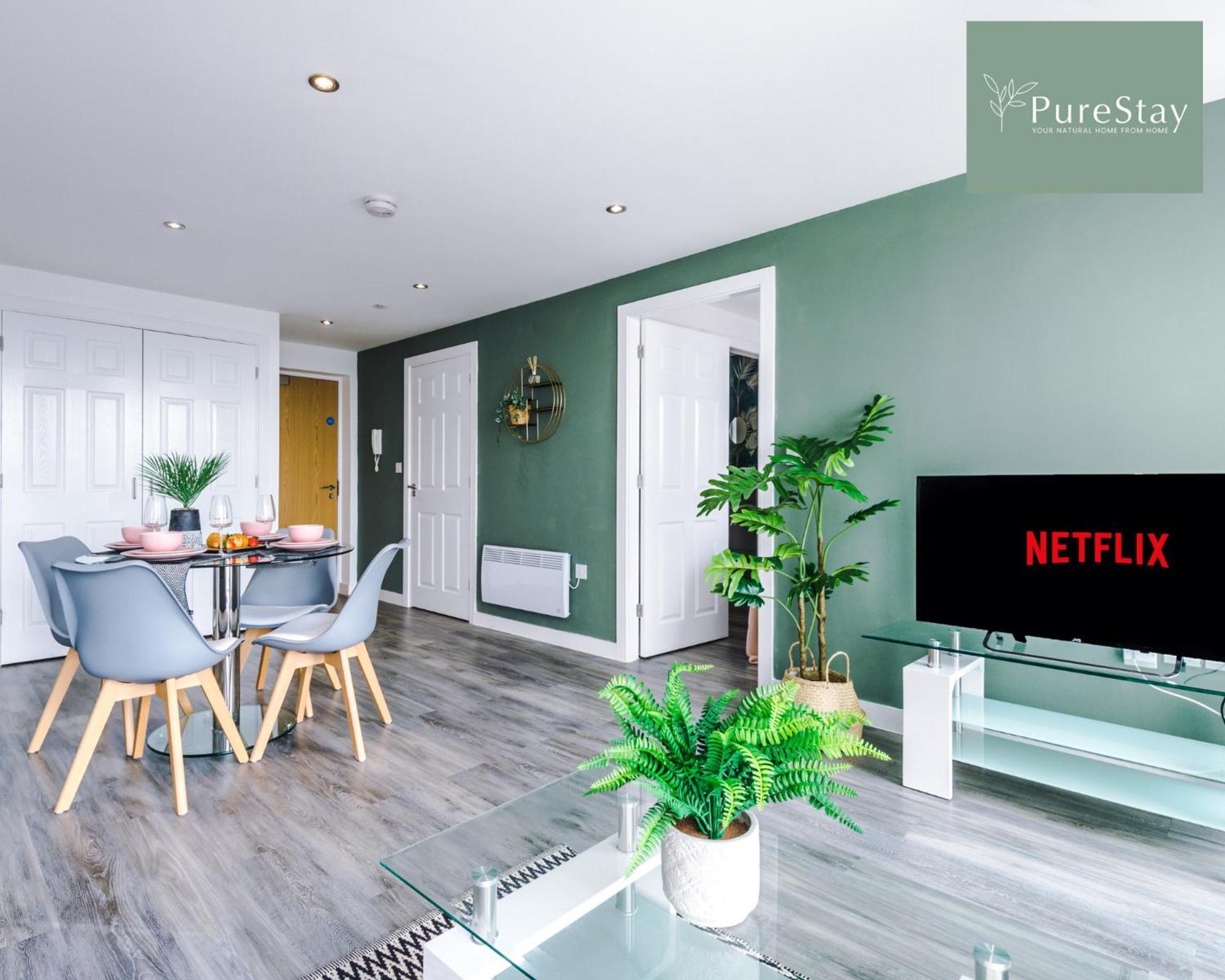 Stunning Two Bed Apartment By Purestay Short Lets & Serviced Accommodation Manchester With Free Parking & Wifi Exterior photo