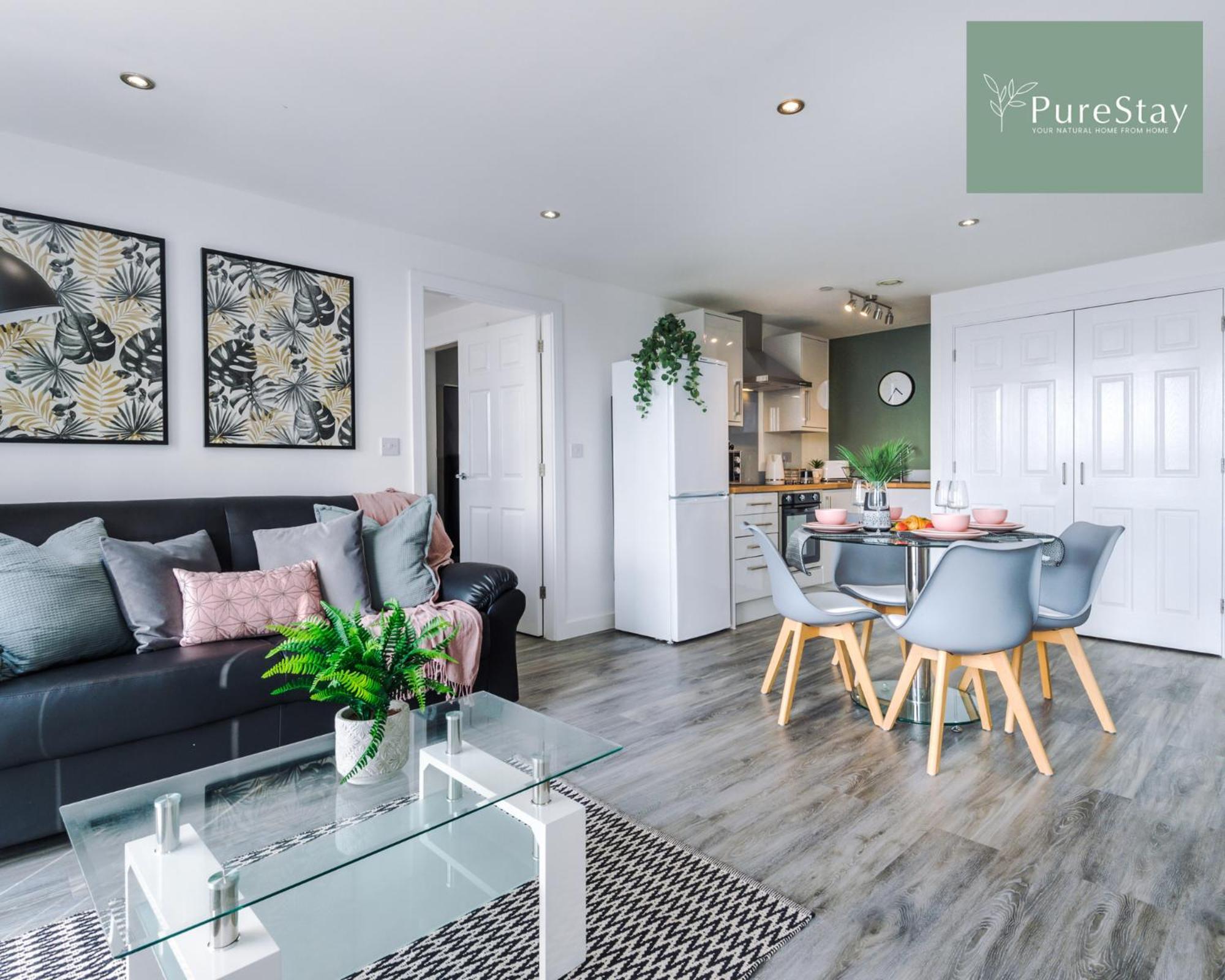 Stunning Two Bed Apartment By Purestay Short Lets & Serviced Accommodation Manchester With Free Parking & Wifi Exterior photo
